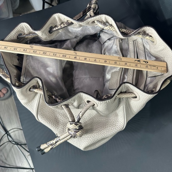 Michael Kors Gray Leather Tote Bag pre owned Exellent condition - Picture 11 of 11